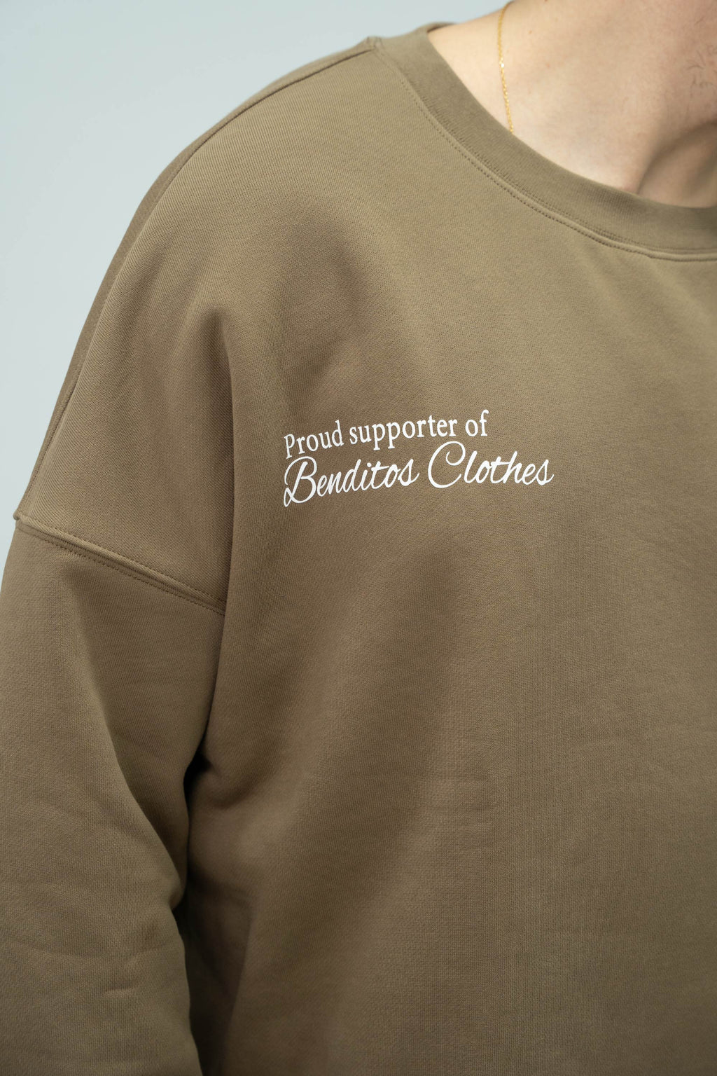 SOCIAL SWEATSHIRT